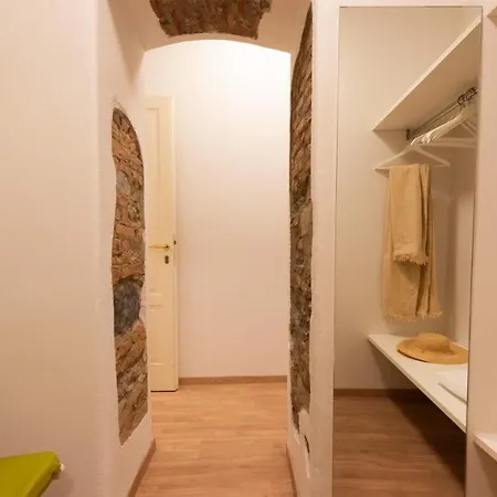 Altido Camelia Apart - *