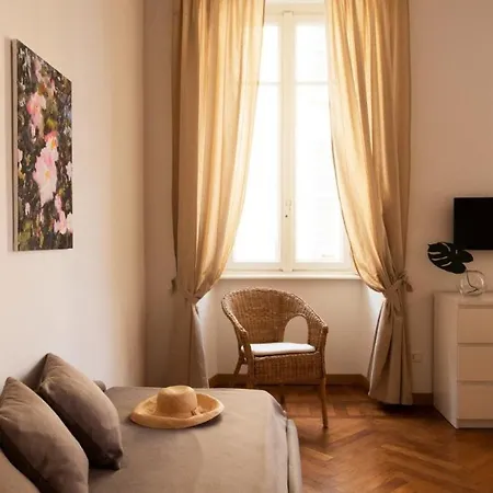 Altido Camelia Apart -